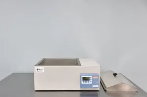 Thermo CIR19 Circulating Water Bath with ±0.05 °C Temperature Uniformity and 19L Capacity, 5 of 12