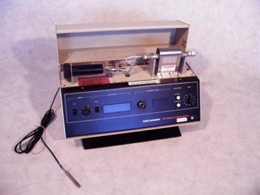 Du Pont 903 Moisture Evolution Analyzer-cover