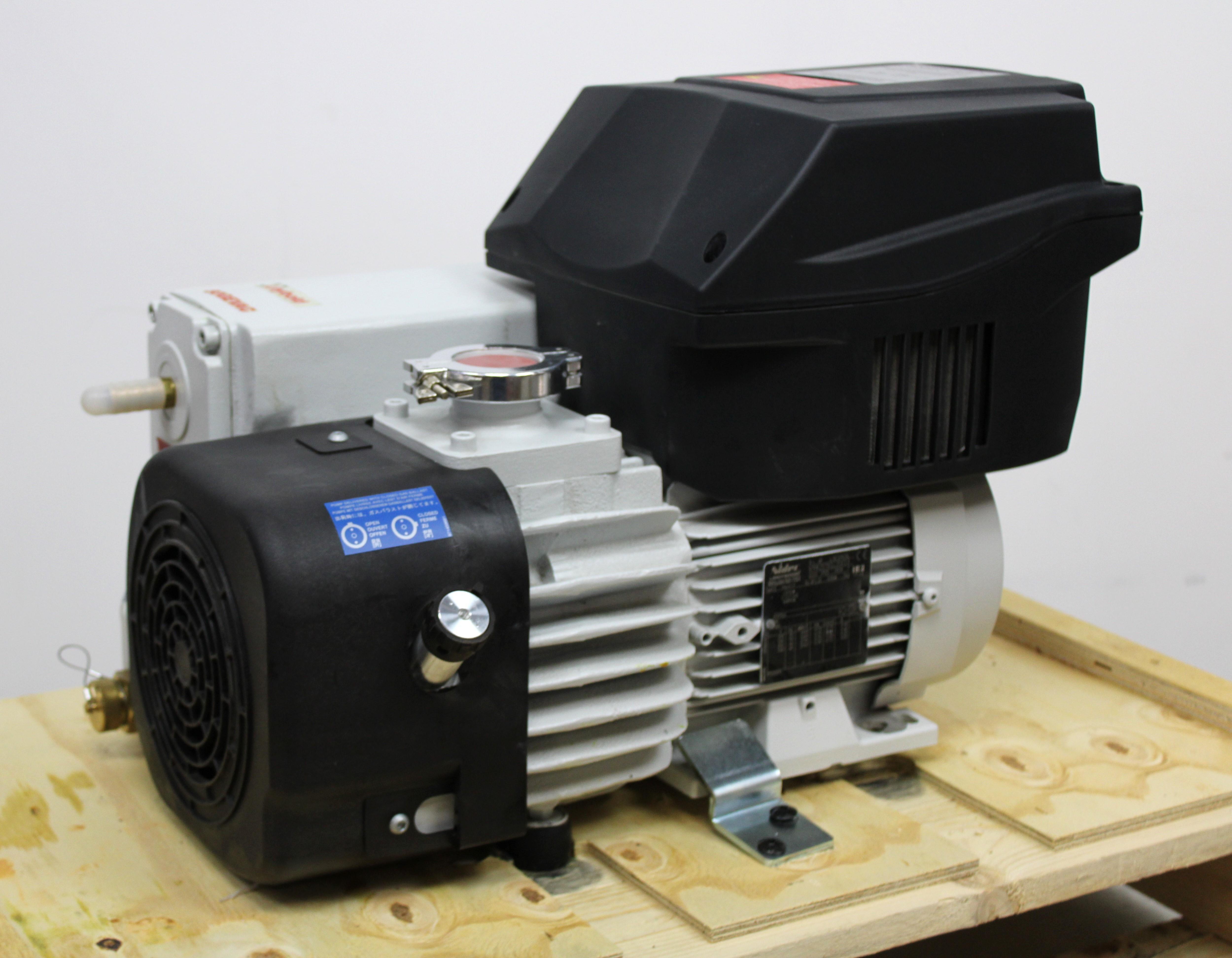 Leybold Sogevac SV65BIFC Oil-Sealed Low Noise Vacuum Pump for Industrial and Laboratory Use