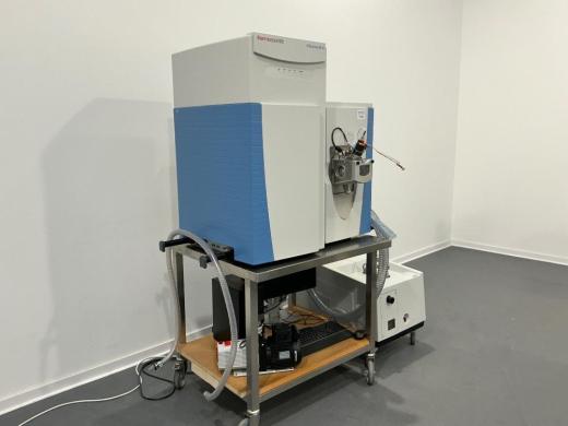 Thermo Fisher Scientific Q Exactive HF-X High-Resolution LC-MS Platform for Proteomics-cover