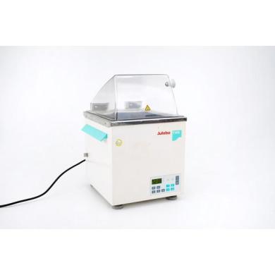 Julabo TW8 Water Bath, 8L, 99°C-cover