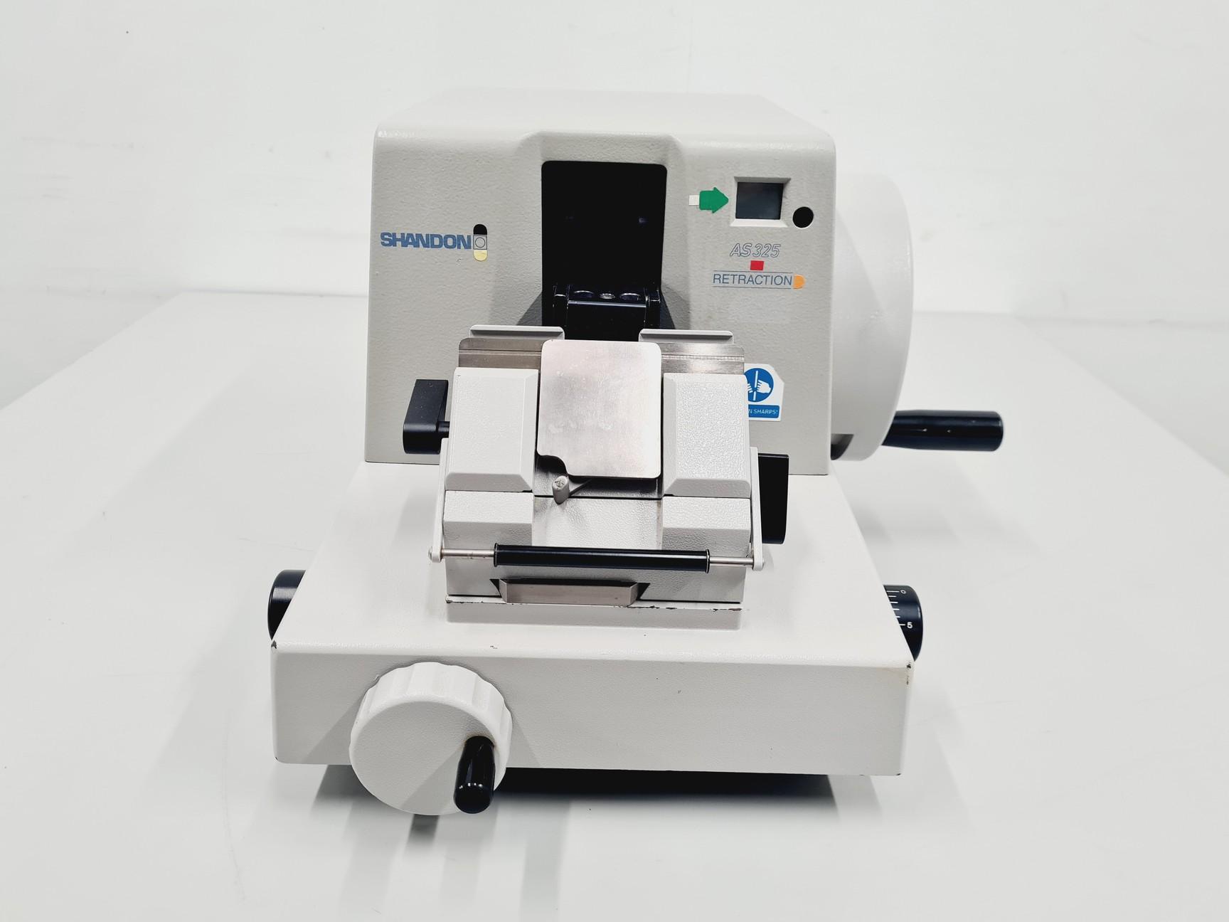 Shandon AS325 Rotary Microtome for Precise Tissue Sectioning