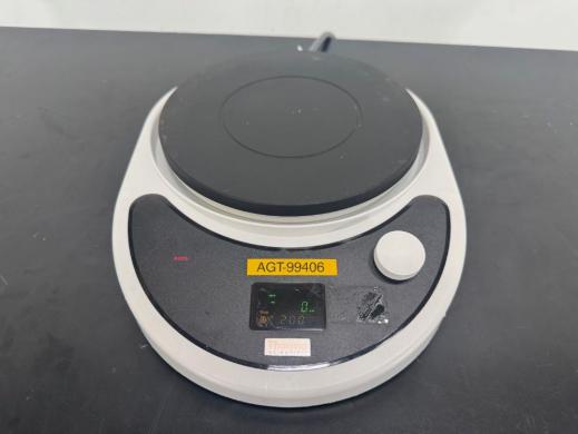 Thermo Scientific RT Touch-22 Magnetic Stirrer with Digital Touch Control-cover
