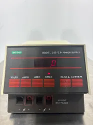 Bio-Rad 200/2.0 Digital Laboratory Power Supply for Electrophoresis, 2 of 4