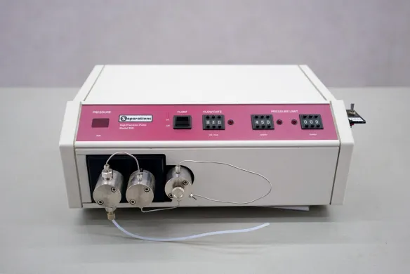 Gynkotek M300 CS High Pressure HPLC Pump