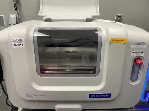 Pall XRS 25 Bioreactor with mPath Control Tower