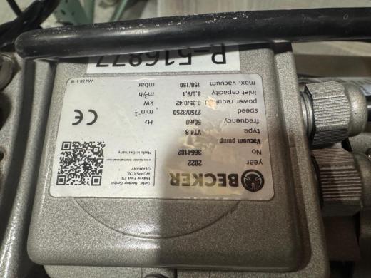 Becker VT4.8 Vacuum Pump-cover