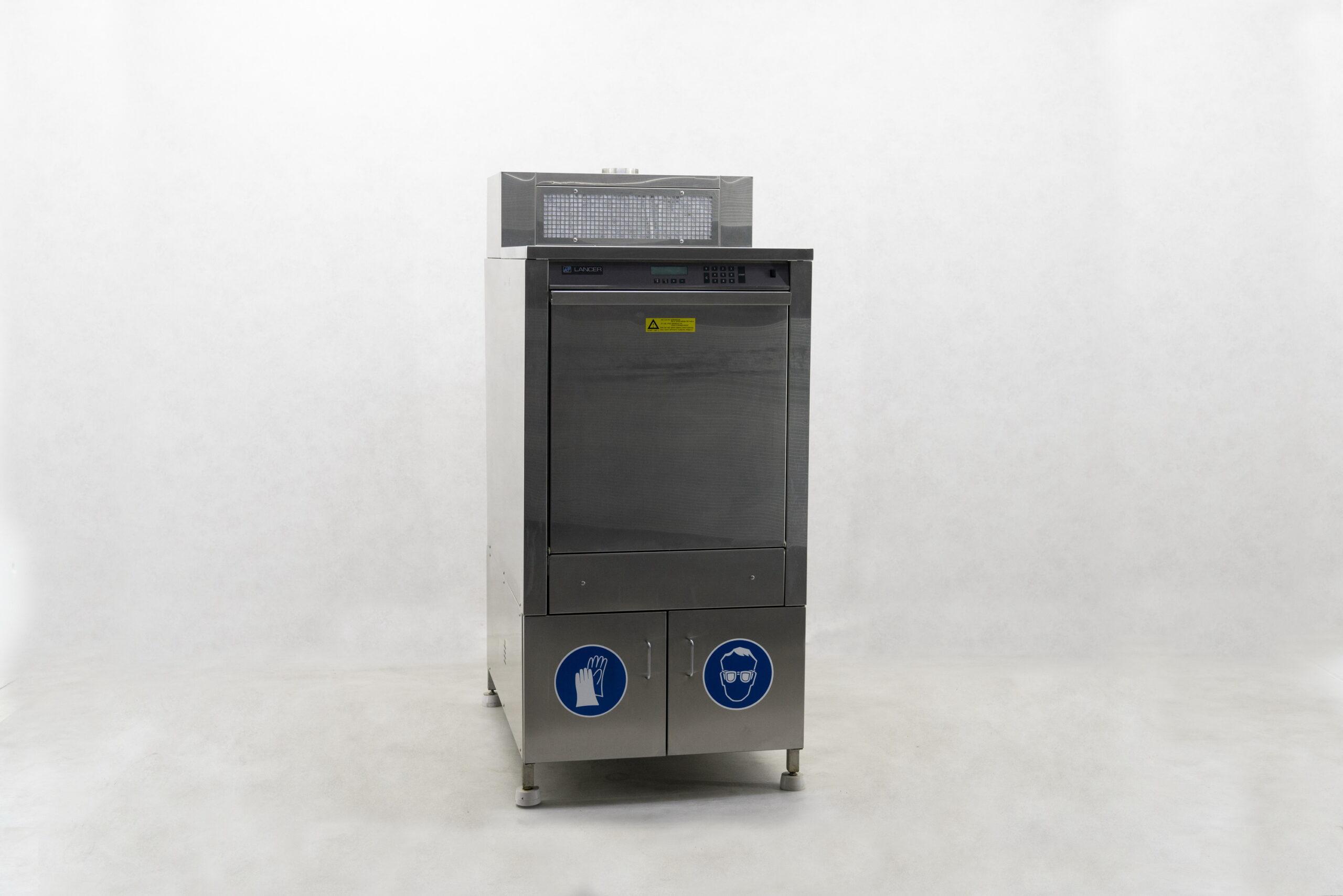 Lancer 1400 UPSS Multi-level Laboratory Washer-Dryer