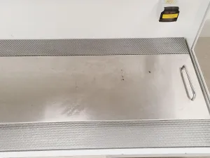 Microflow Laminar Flow Workstation Model VLF 20136, 9 of 18