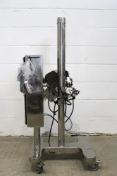 Mettler Toledo V3 TX Industrial Metal Detector for Packaging Inspection, 2 of 8