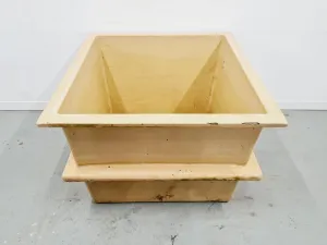 Large Beige Cubic Fibreglass Laboratory Storage Tank 605L Capacity, 7 of 12