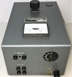 Leitz Wetzlar 301-210.001 Transformer for Microscope Illuminators, 3 of 8