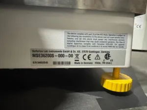 Sartorius MSE36200S-000-D0 Digital Precision Laboratory Balance with PC Connectivity, 2 of 3