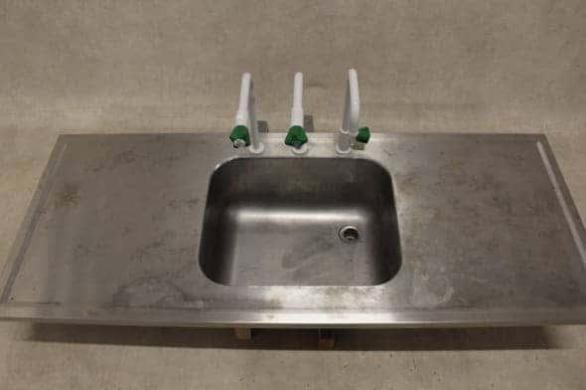 Stainless Steel Countertop with Integrated Sink and Triple Taps-cover