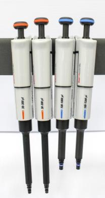 Thermo Scientific F1-ClipTip Pipette Handler with 4 Variable Volume Pipettes (30-300µL / 100-1000µL)-cover