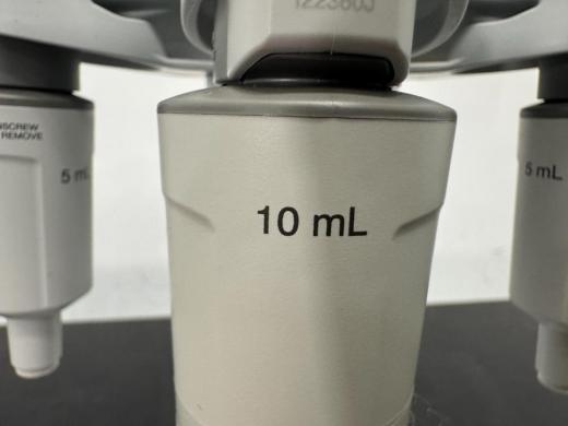 Eppendorf Research Plus Single Channel Pipettes with Storage Stand-cover