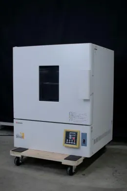 Yamato Scientific DKN601 Forced Air Convection Drying Oven
