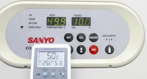 Sanyo MCO-20AIC Dual-Stack CO2 Incubator 215L, 0-50°C, 0-20% CO2, 12 of 12