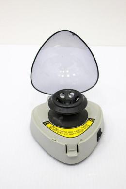 Labnet Mini Centrifuge C1301 – Benchtop 6x1.5ml Rotor, 6000 RPM