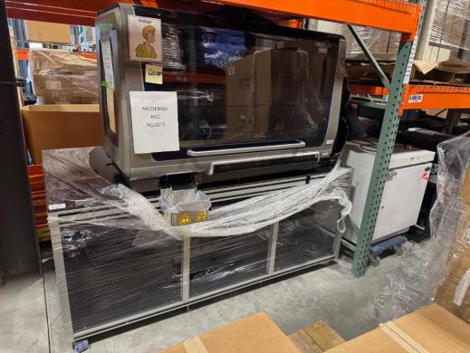 Hamilton NIMBUS Automated Liquid Handling System with Robotic Arm and Integrated Control Computer-cover