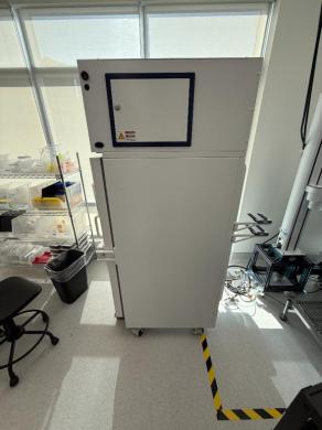 HighRes Biosolutions SteriStore Automated Microplate Incubator Model STERISTORE M 3.1-cover