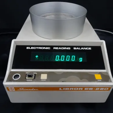 Shimadzu EB-280 Electronic Analytical Balance with 280g Capacity