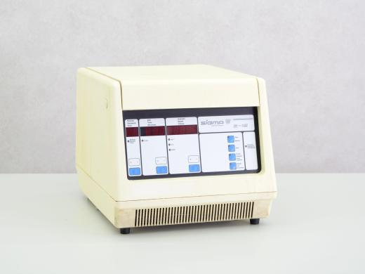 Sigma 2-15 Benchtop Laboratory Centrifuge with Sigma 11192 Rotor-cover