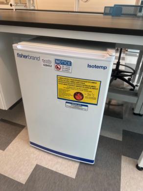 Fisherbrand Isotemp Model 05EFEEFSAS Undercounter Laboratory Freezer-cover