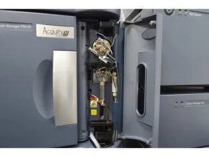 Waters ACQUITY UPLC H-Class PLUS Bio System with PDA and FLR Detectors for Bioseparations (2021), 14 of 41