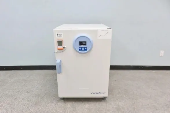 VWR Forced Air Laboratory Incubator Model 51030020 with 6.3 cu ft Capacity