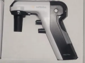 Midi Plus Pipette Controller by Sartorius, 2 of 4