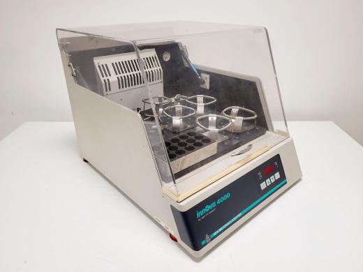 New Brunswick Scientific Innova 4000 Shaking Incubator for Controlled Temperature and Agitation-cover