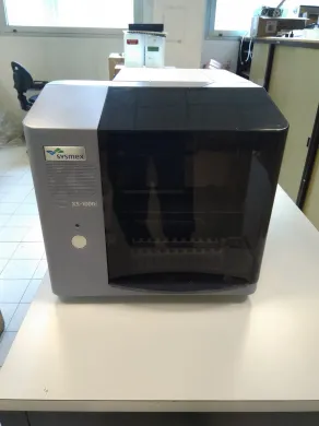 Sysmex XS-1000i with sampler