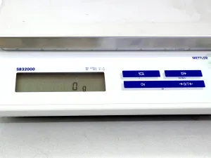 Mettler SB32000 Industrial Balance, 3 of 4
