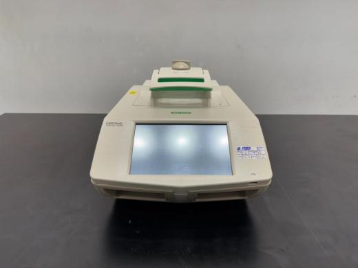 Bio-Rad C1000 Touch Thermal Cycler with 96-Well Block and Touchscreen Interface-cover