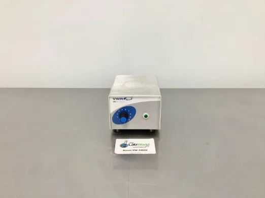 VWR 200 Mini Magnetic Stirrer with Analog Speed Control and 2L Capacity