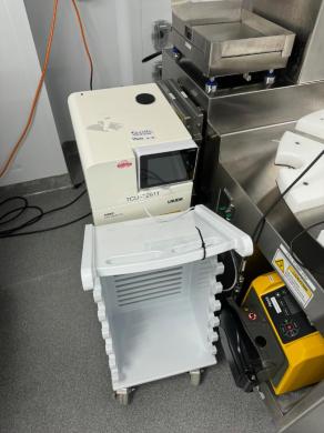 Pall iCELLis 500+ Bioreactor Control System with Lauda RP 240 E Laboratory Chiller-cover