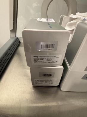 Mettler Toledo XSR1202S Digital Analytical Balance for Precision Weighing-cover