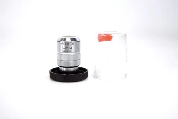 Leitz Wetzlar PL Apo 100x/1.32-0.60 Oil Microscope Objective 519808