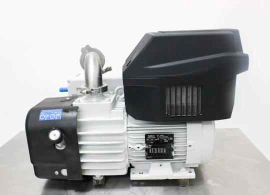 Leybold Sogevac SV65 BI FC Vacuum Pump VG Condition 200-240V 50/60Hz-cover