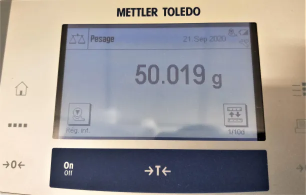 Mettler Toledo XS603SDR Delta-Range Analytical Balance (120g x 0.0001g / 610g x 0.001g)