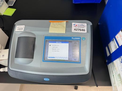 Hach TL2300 Laboratory Turbidimeter with Integrated Touchscreen and Sample Chamber-cover