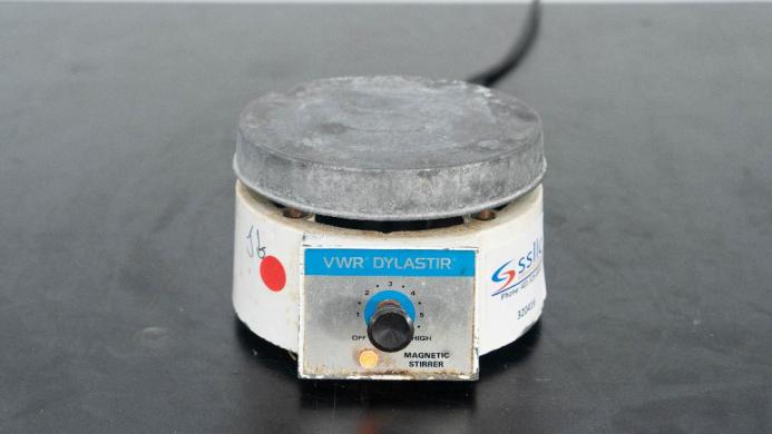 VWR DYLASTIR Magnetic Stirrer for Laboratory Mixing Applications-cover