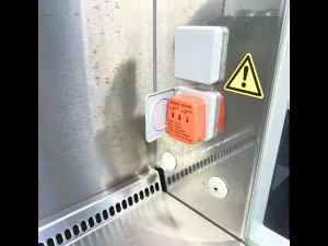 Thermo Scientific Safe 2020 1.2 Microbiological Safety Cabinet with Smart Flow Technology, 6 of 8