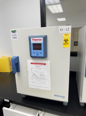 Thermo Scientific Heratherm OGS60 Benchtop Laboratory Drying Oven-cover