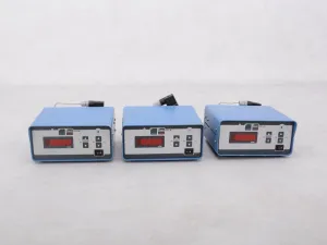 Vacuubrand CVC 24 Vacuum Controller, 2 of 3