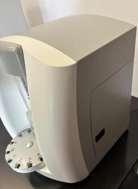 Beckman Coulter Vi-Cell XR Automated Cell Viability Analyzer with Integrated Sample Carousel (2022)-cover