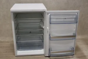 AEG TT160C Laboratory Refrigerator, 2 of 3