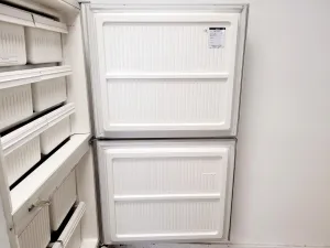 Sanyo MDF-U536 Medical Ultra-Low Temperature Freezer, 7 of 12