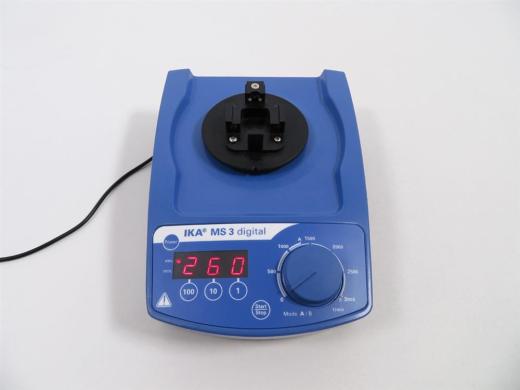 IKA MS 3 Digital Vortexer for Small Vessels and Microtiter Plates-cover